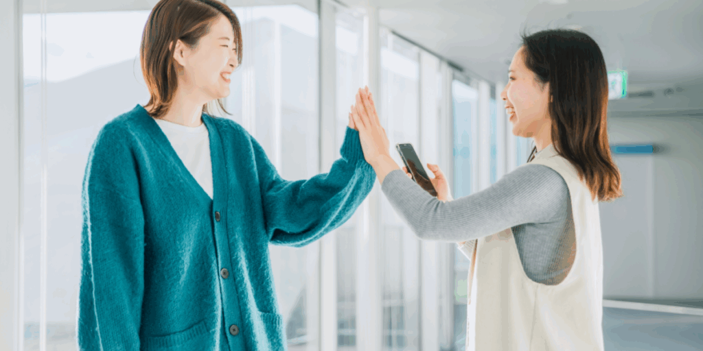 リサーチパネル vs 単体アンケートサイト|連携型と独立型どちらが良い?